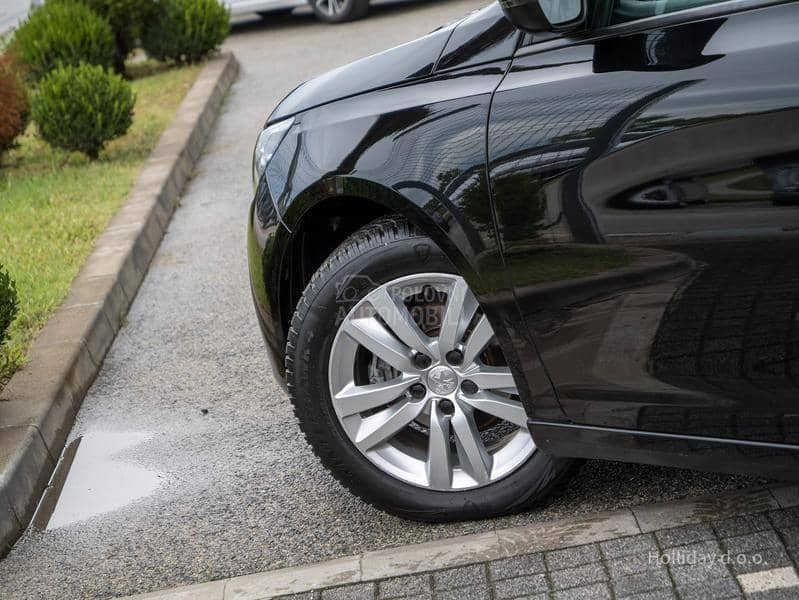 Peugeot 308 1.2PureTech Led Nav