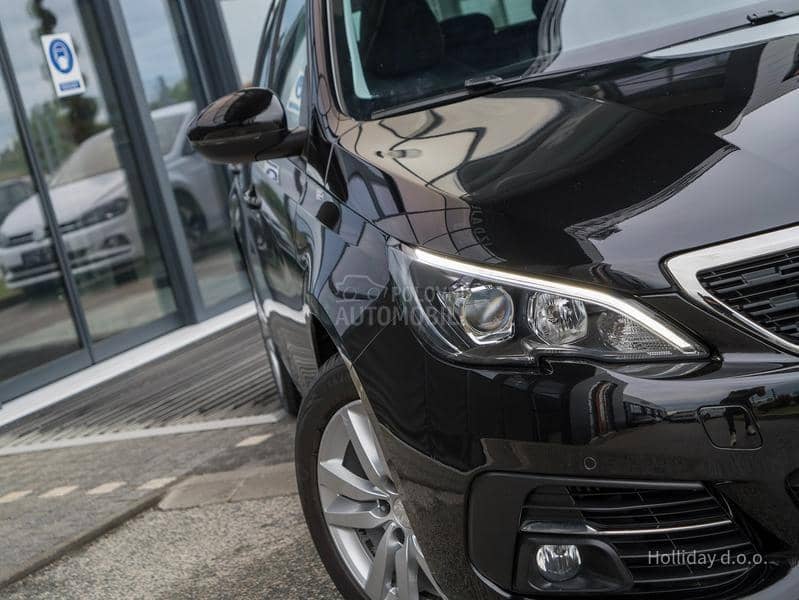 Peugeot 308 1.2PureTech Led Nav