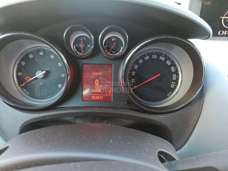 Opel Meriva 1.4 turbo COSMO