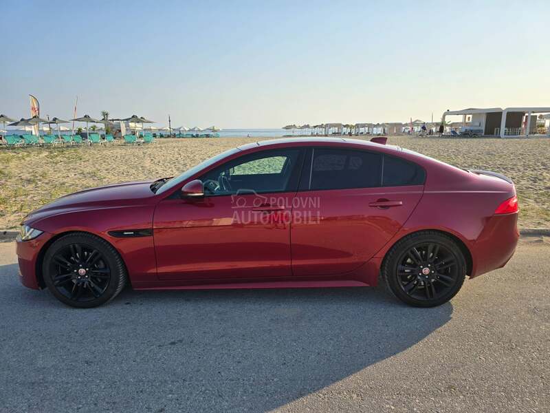 Jaguar XE 