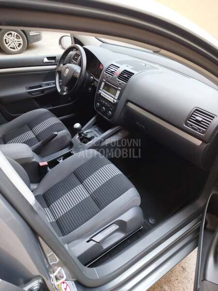 Volkswagen Golf 5 
