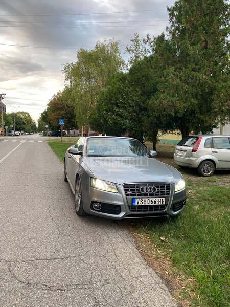 Audi S5 