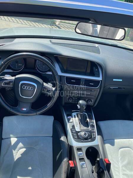 Audi S5 