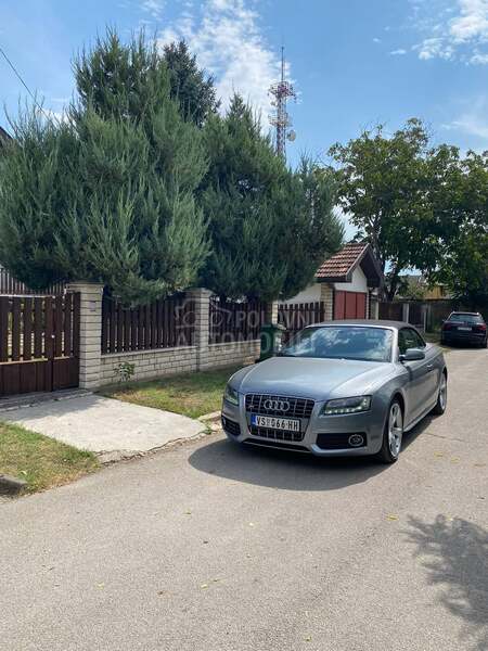 Audi S5 