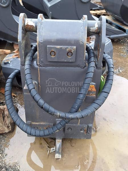 Grajfer BGS 04 za bagere 8-12 tona