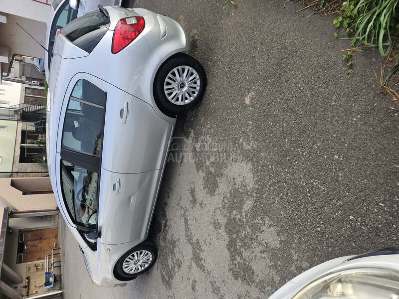 Opel Corsa D 