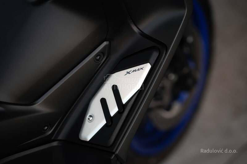 Yamaha X MAX 300