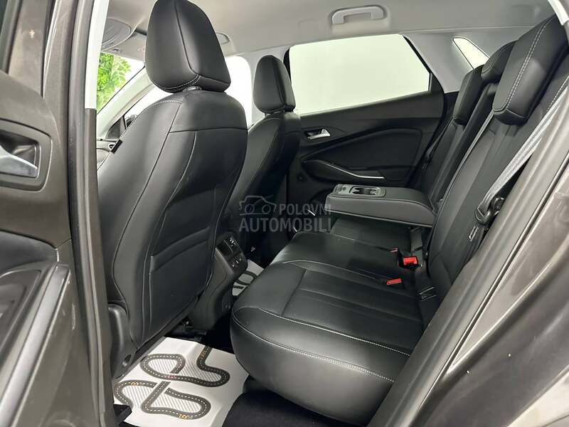 Opel Grandland X 1.2 INNOVATION