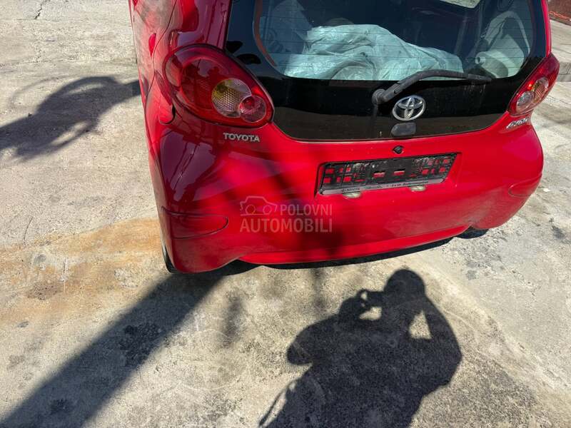 Toyota Aygo Delovi 2009. god. -  kompletan auto u delovima