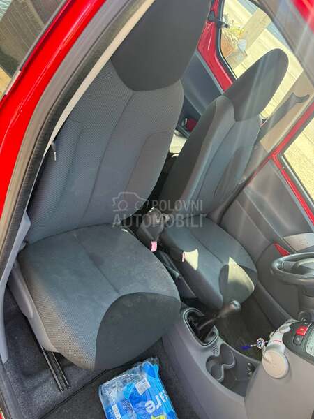 Toyota Aygo Delovi 2009. god. -  kompletan auto u delovima