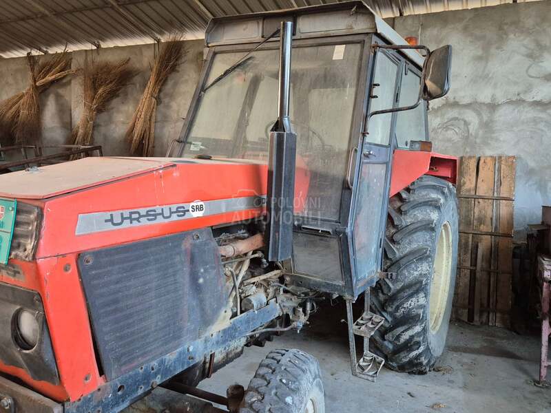 Ursus 902