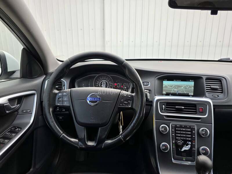 Volvo V60 1.6 D2