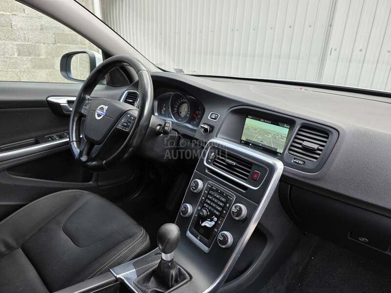 Volvo V60 1.6 D2