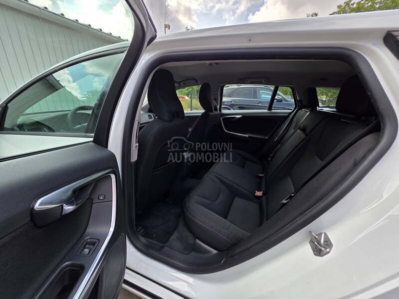 Volvo V60 1.6 D2