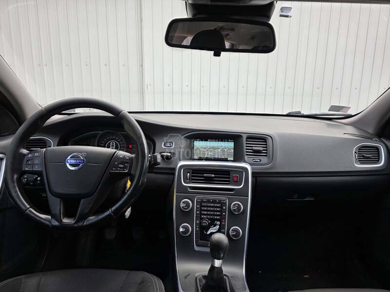 Volvo V60 1.6 D2