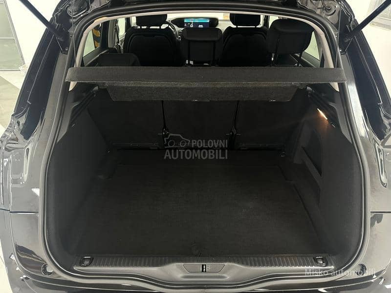 Citroen C4 SpaceTourer 1.5 HDI Aut Virt Kam Citroen C4 SpaceTourer 1.5 HDI Aut Virt Kam