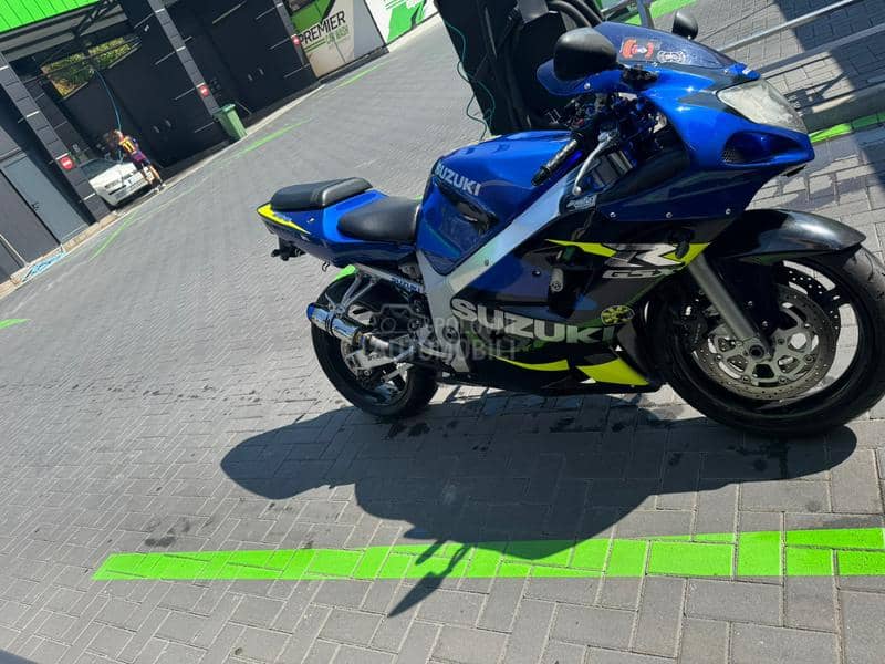 Suzuki gsx600r
