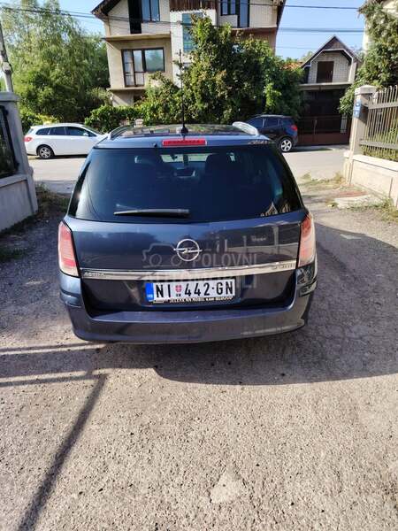 Opel Astra H 1.9