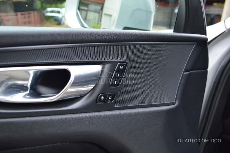 Volvo XC60 2.0D MHV Inscription