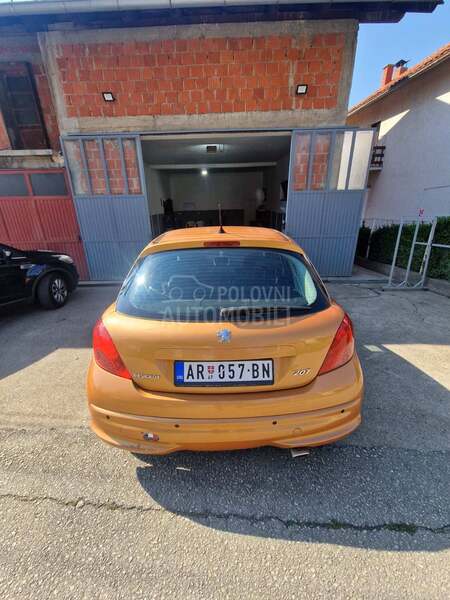 Peugeot 207 