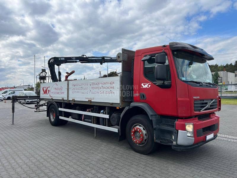 Volvo FE 320 HIAB 122B 2 DUO