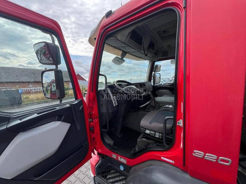 Volvo FE 320 HIAB 122B 2 DUO