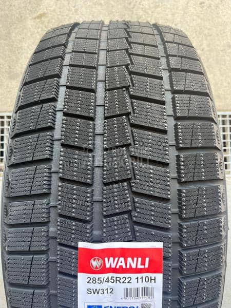 Wanda 285/45 R22 Zimska