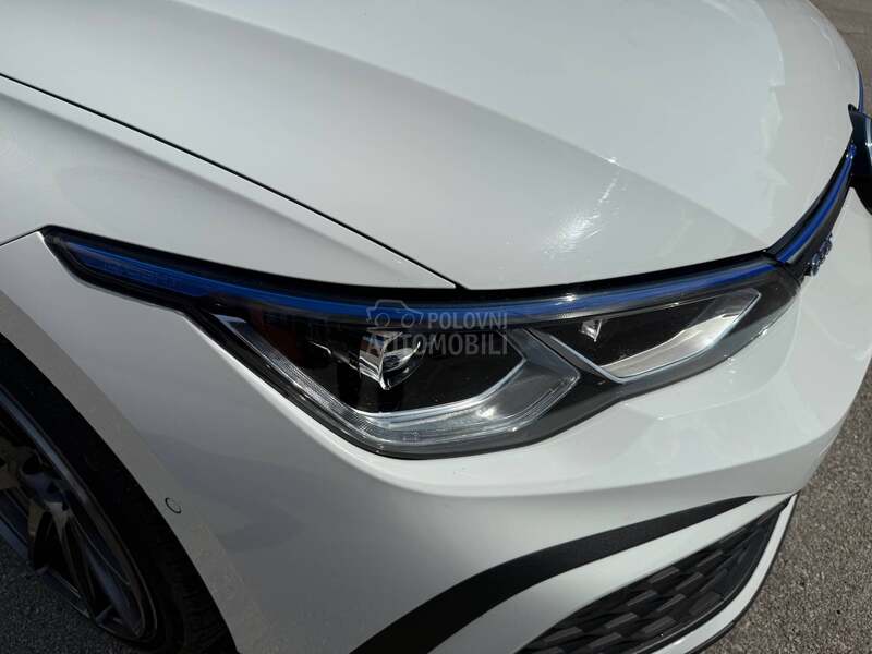 Volkswagen Golf 8 GTE 245 IQ LIGHT