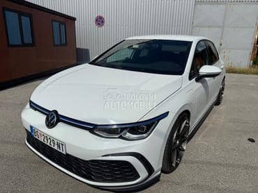 Volkswagen Golf 8 GTE 245 IQ LIGHT