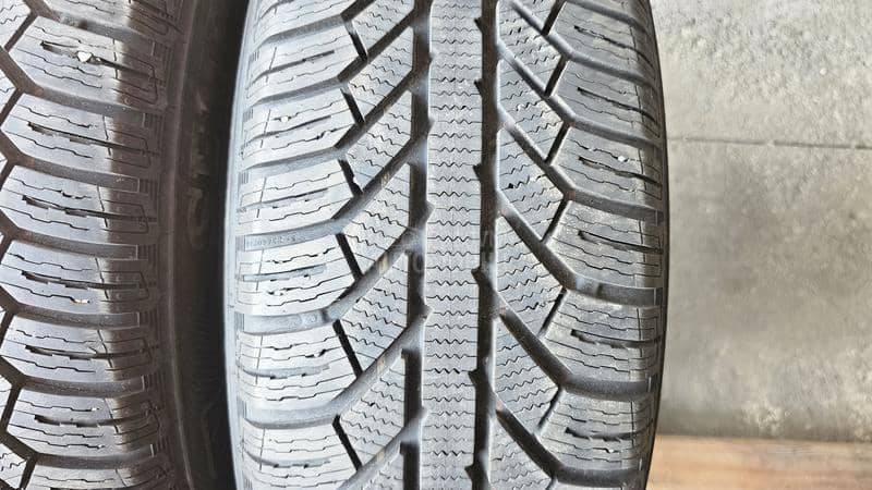 Semperit 205/60 R16 Zimska