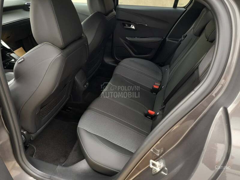 Peugeot 208 1.2 GT Line 130 AT