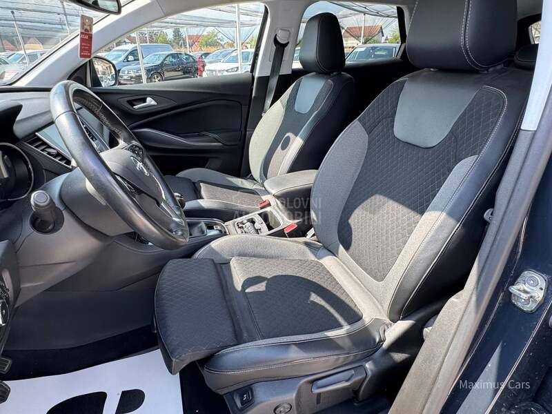 Opel Grandland X 1.2 TURBO