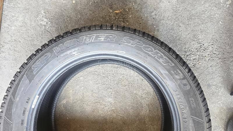 Dunlop 215/60 R17 Zimska