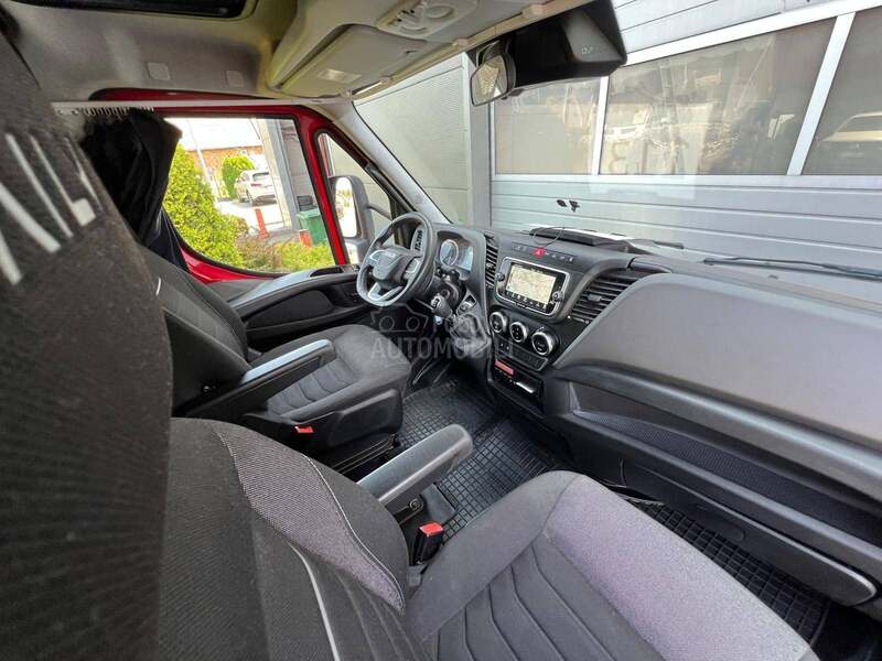 Iveco DAILY 72C18