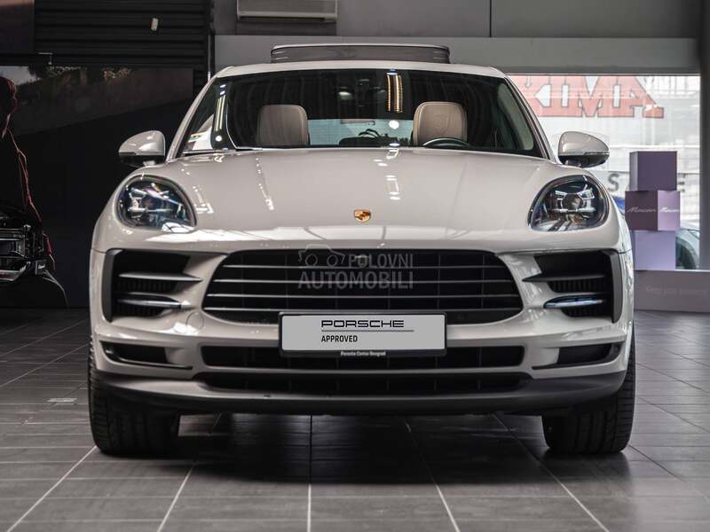 Porsche Macan S