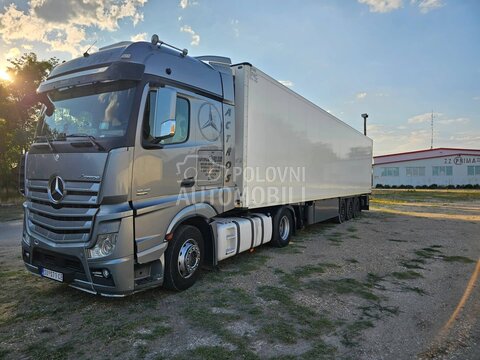 Mercedes Benz actros 1845