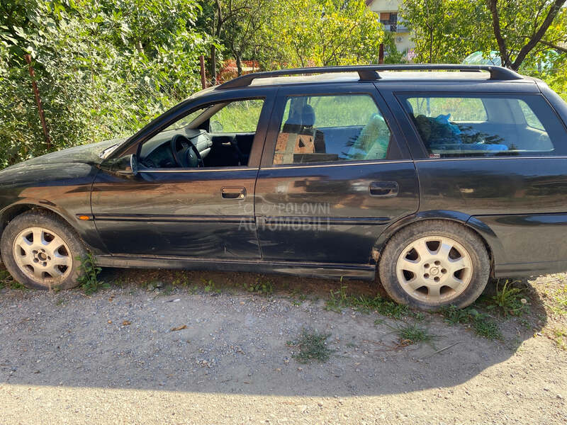 Opel Vectra B 