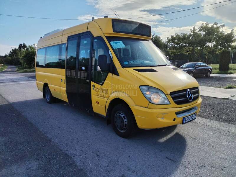 Mercedes Benz 515