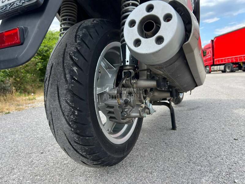 Kymco Xciting 500