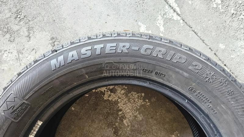 Semperit 205/60 R16 Zimska