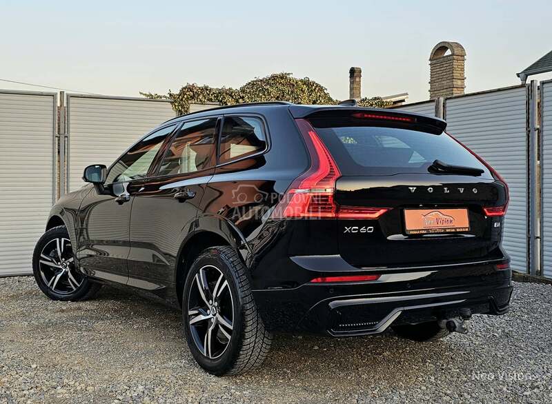 Volvo XC60 2.0 B4 R-Design