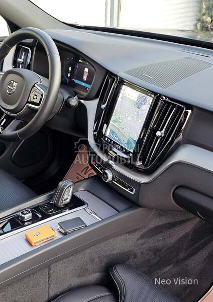 Volvo XC60 2.0 B4 R-Design