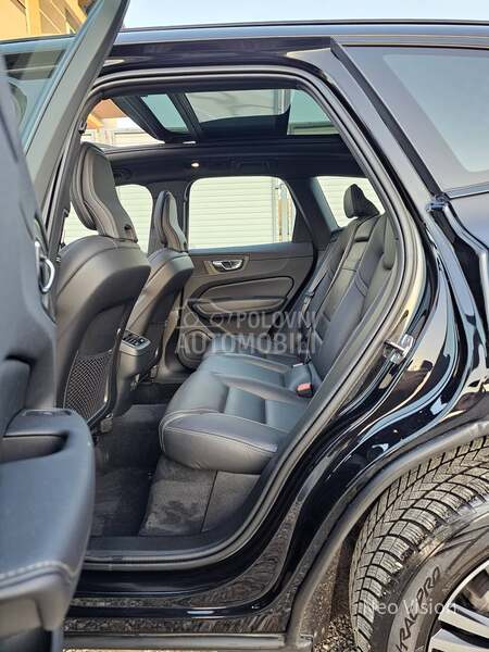 Volvo XC60 2.0 B4 R-Design