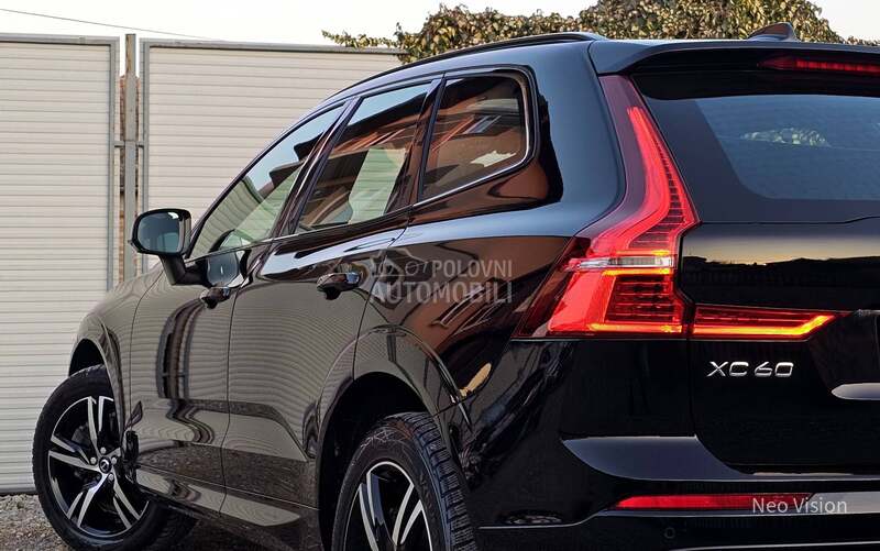 Volvo XC60 2.0 B4 R-Design
