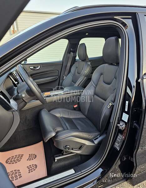 Volvo XC60 2.0 B4 R-Design