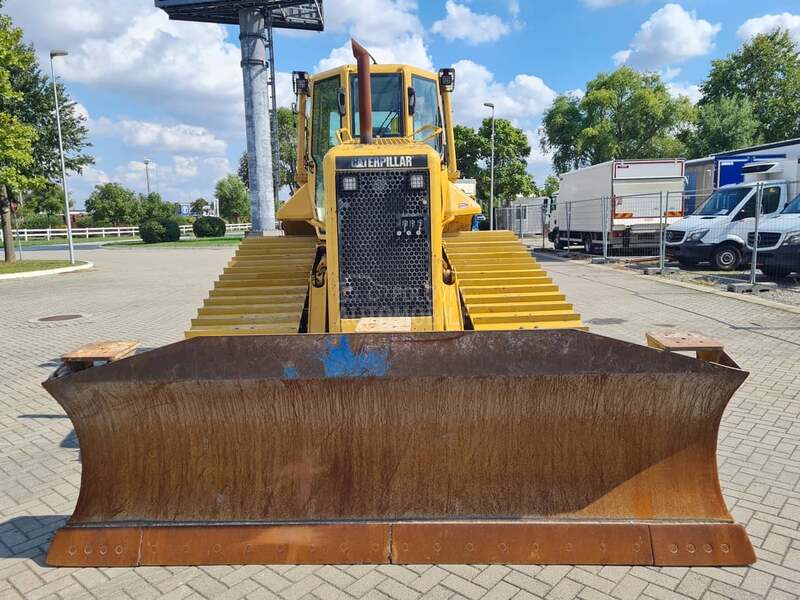 CAT D5N LGP  RENT / PRODAJA