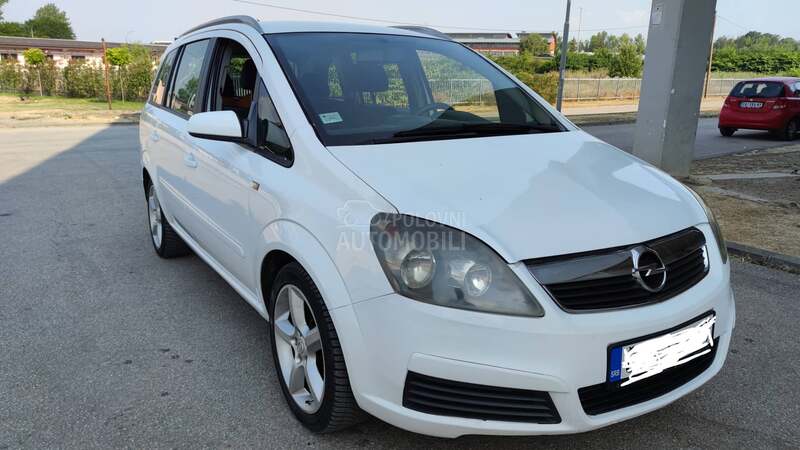Opel Zafira 