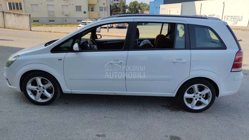 Opel Zafira 