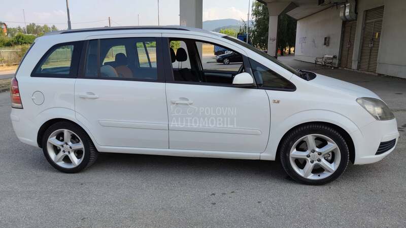 Opel Zafira 
