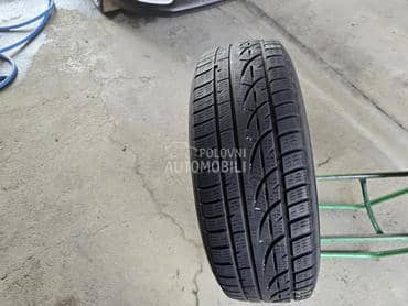 Hankook 235/65 R17 Zimska